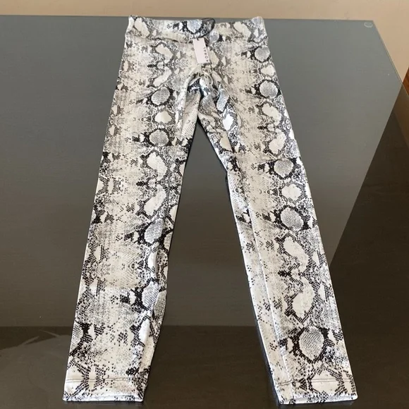 Koral Drive Python High Rise Legging - Picture 4 of 14